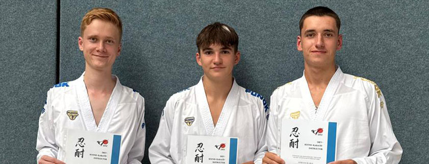 Sen5-Trainertrio absolviert DKV Sound Karate Seminar in Hennef 1 aa Kopie 2 3